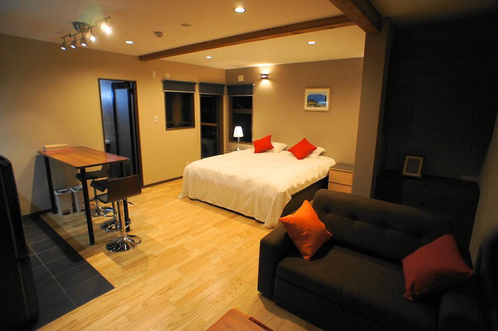 Big Bear Chalets & Apartments Hakuba Rum bild
