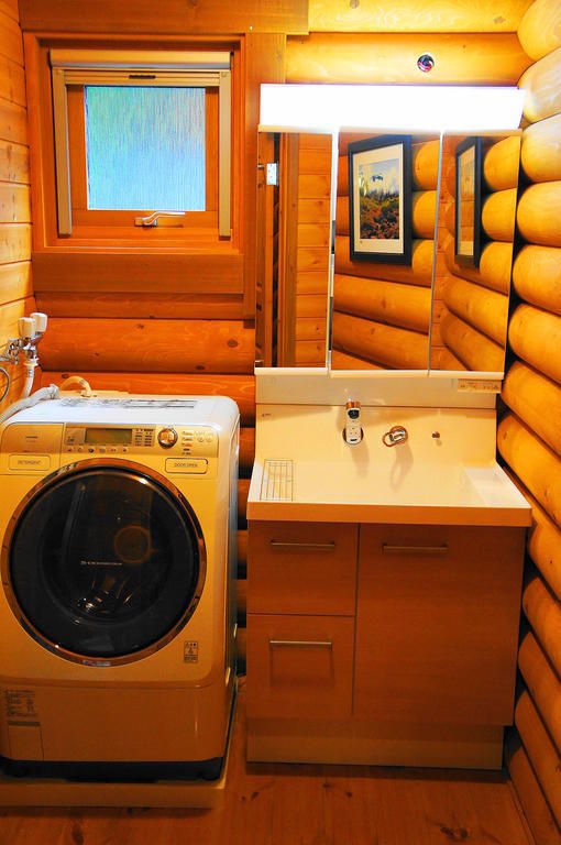Big Bear Chalets & Apartments Hakuba Rum bild